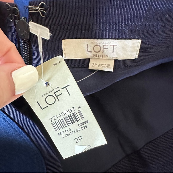 NWT LOFT Skirt Dip Dye Pencil Midi Blue Size 2 Petite - Picture 3 of 5